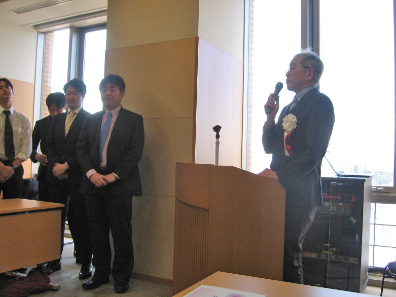 ���o���A