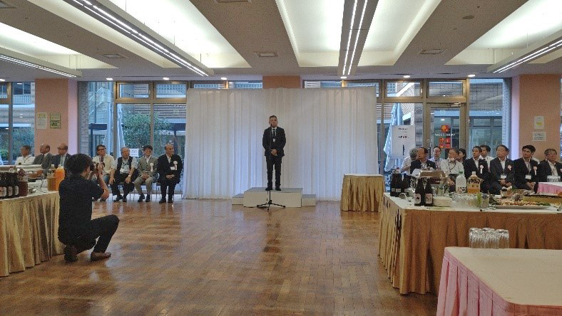 ���e��A